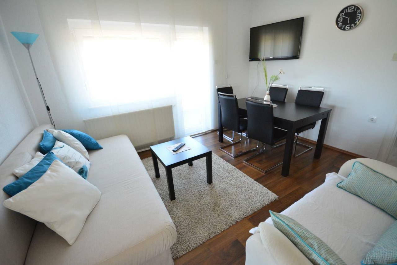 Apartman Viktoria Rakovica Buitenkant foto